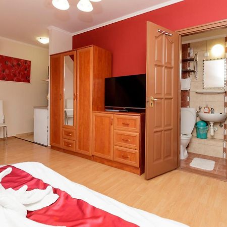 Almafa Apartmanhaz Eger Eksteriør billede